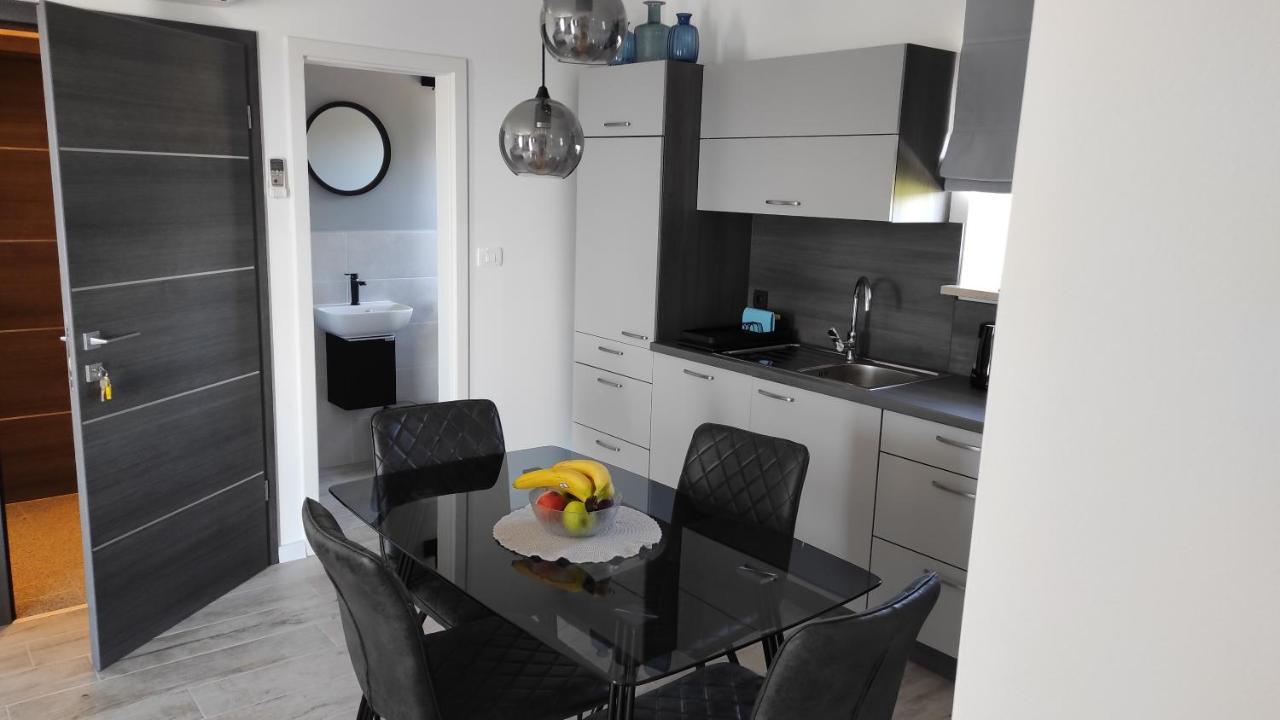 New Apartment Vivano V I D With Amazing View Zambratija  Exterior photo
