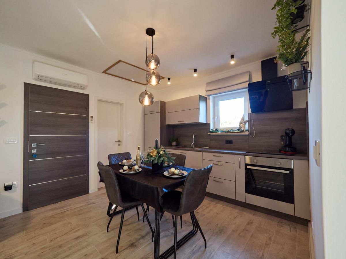 New Apartment Vivano V I D With Amazing View Zambratija  Exterior photo